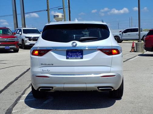 2022 Buick Enclave FWD Premium