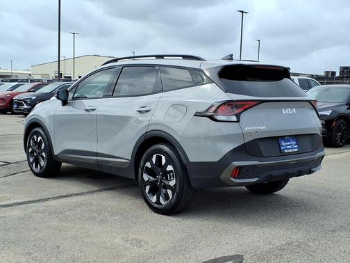 Wolf Gray 2023 Kia Sportage X-Line