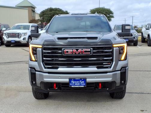 2026 GMC Sierra 2500 AT4