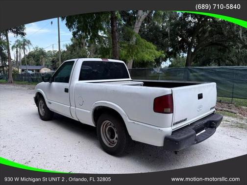 2001 Chevrolet S-10 Base
