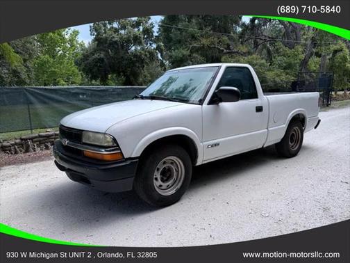2001 Chevrolet S-10 Base