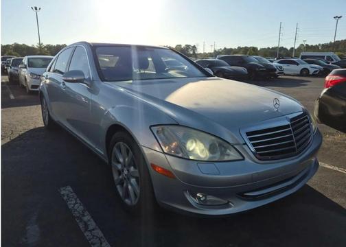 Silver 2007 Mercedes-Benz S-Class S 550 Sedan 4D