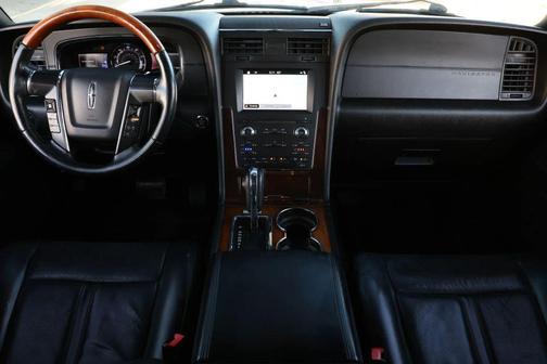 2017 Lincoln Navigator Select