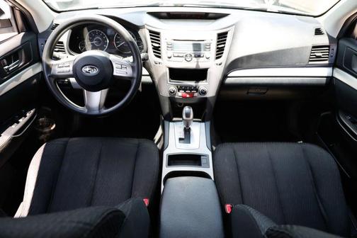 Steel Silver Metallic 2011 Subaru Outback 2.5i