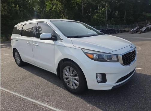 Snow White Pearl 2016 Kia Sedona EX