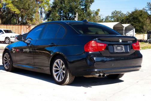 2011 BMW 328 328i Sedan 4D