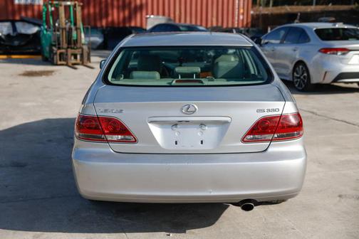 2005 Lexus ES 330 Base