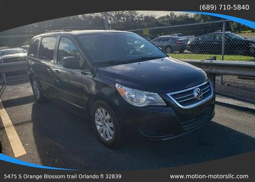 Nocturne Black Metallic 2012 Volkswagen Routan SEL