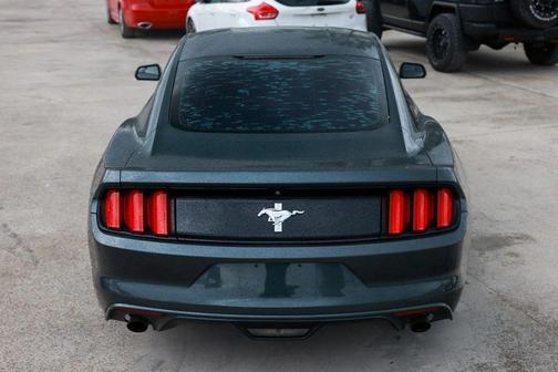 2015 Ford Mustang V6