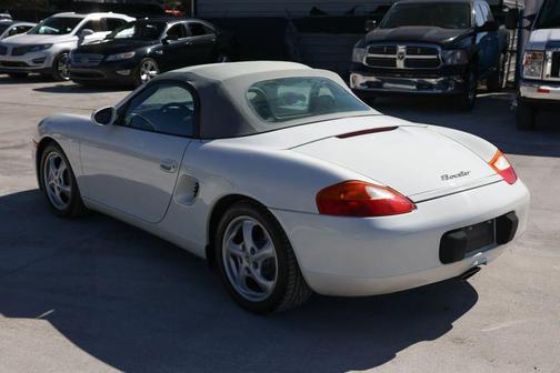 2000 Porsche Boxster Cabriolet 2D