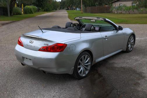 2010 INFINITI G37 Base