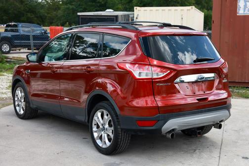Ruby Red Tinted Clearcoat 2013 Ford Escape SE
