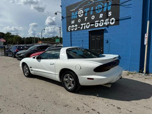 2000 Pontiac Firebird Coupe 2D