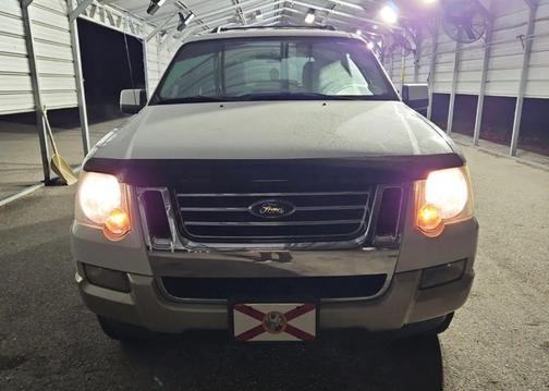 Oxford White Clearcoat 2006 Ford Explorer Eddie Bauer