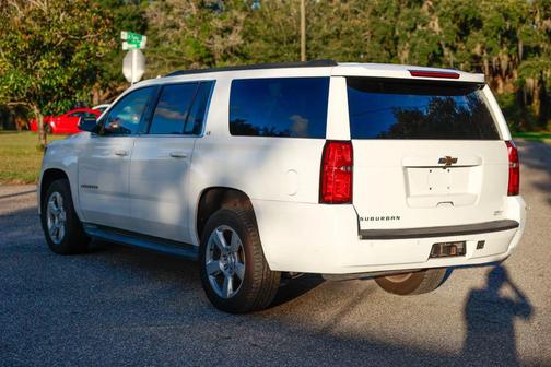 2016 Chevrolet Suburban LS