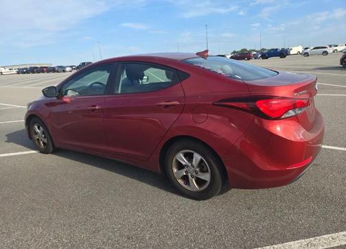 Venetian Red 2015 Hyundai ELANTRA SE