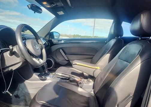 2012 Volkswagen Beetle 2.5L