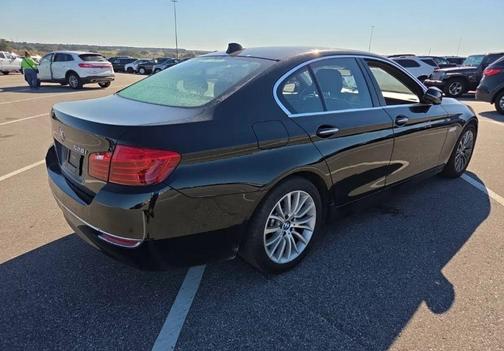 2015 BMW 528 528i Sedan 4D