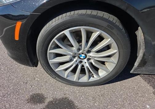 2015 BMW 528 528i Sedan 4D