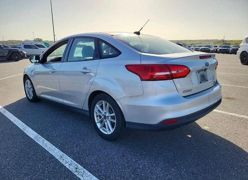 Ingot Silver 2016 Ford Focus SE