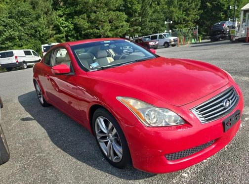 Red 2008 INFINITI G37 G37 Journey Coupe 2D