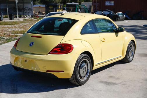2013 Volkswagen Beetle 2.5L