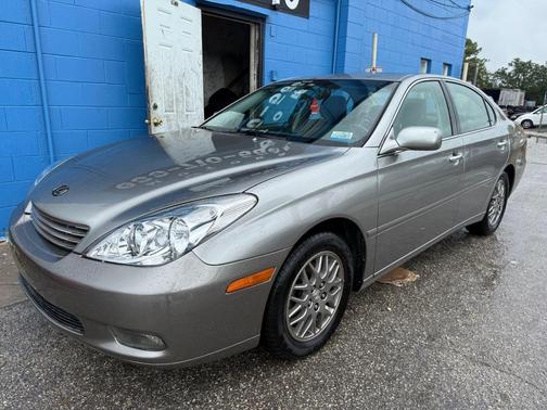 2004 Lexus ES 330 Base