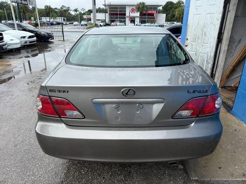2004 Lexus ES 330 Base