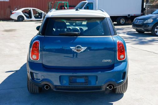 2011 MINI Cooper S Countryman Base