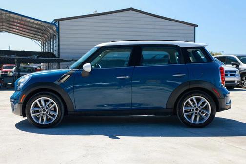 2011 MINI Cooper S Countryman Base