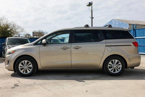 2015 Kia Sedona LX