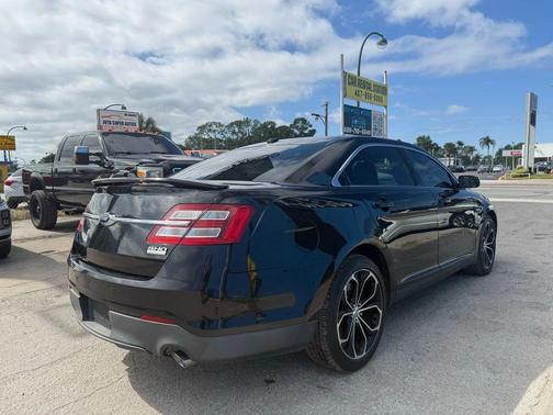 2013 Ford Taurus SHO
