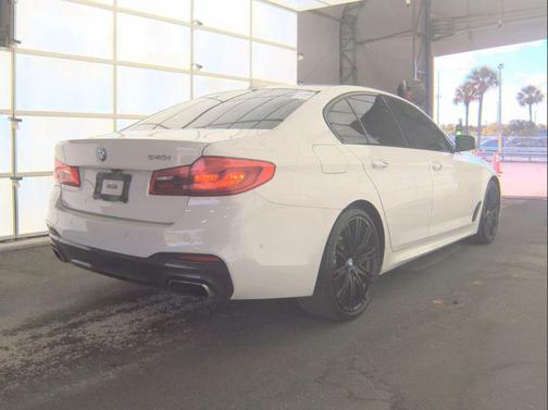 White 2018 BMW 540 540i Sedan 4D