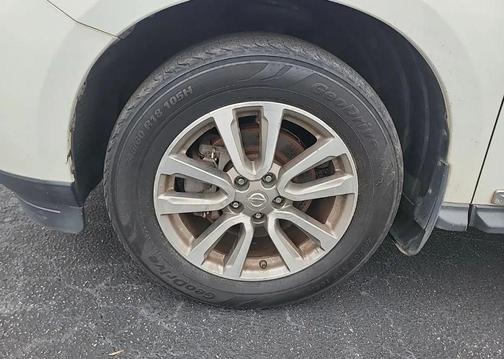 2014 Nissan Pathfinder SL