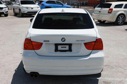 Alpine White 2011 BMW 328 xDrive
