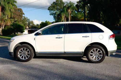 2011 Lincoln MKX Base
