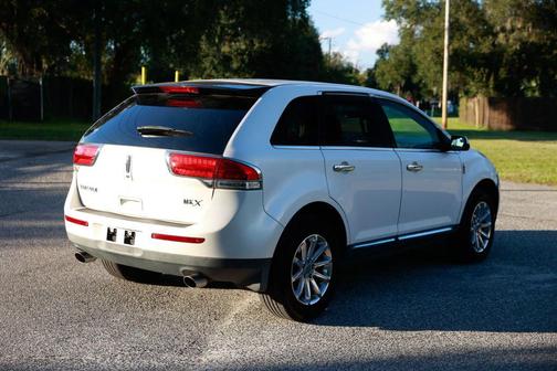 2011 Lincoln MKX Base