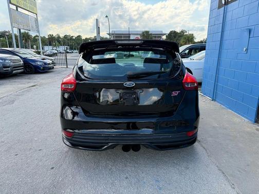 2016 Ford Focus ST