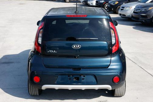 2017 Kia Soul +