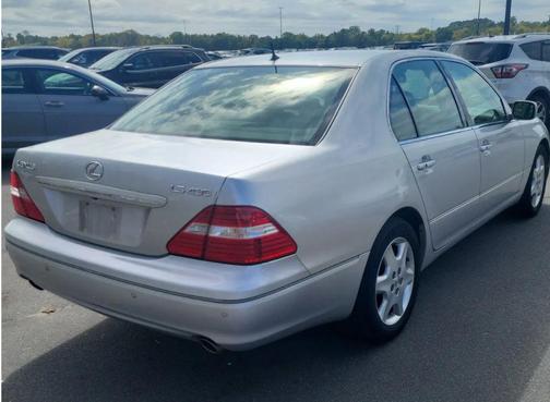 2004 Lexus LS 430 Base