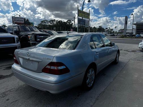 2004 Lexus LS 430 Base