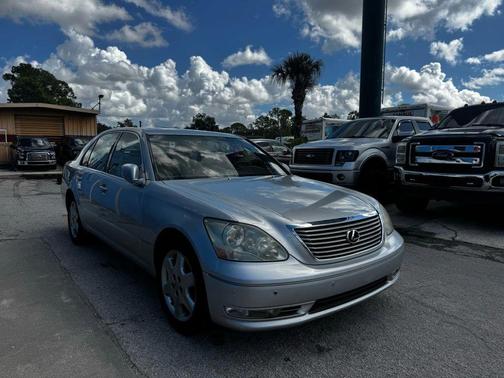 2004 Lexus LS 430 Base