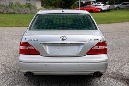 2004 Lexus LS 430 Base