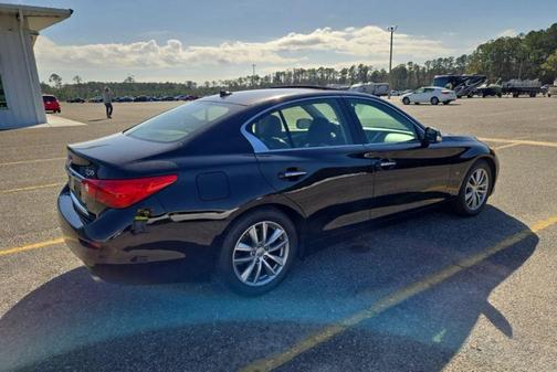 2014 INFINITI Q50 Premium