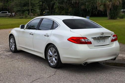 2011 INFINITI M37 Base
