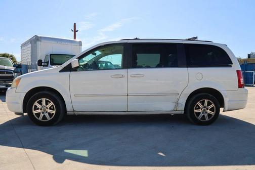 2008 Chrysler Town & Country Touring