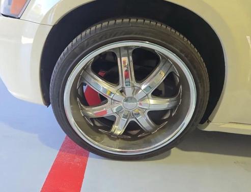Cool Vanilla Clearcoat 2005 Dodge Magnum SE