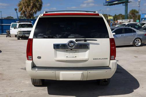 2007 Cadillac Escalade ESV Standard