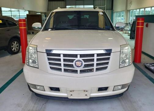 2007 Cadillac Escalade ESV Standard
