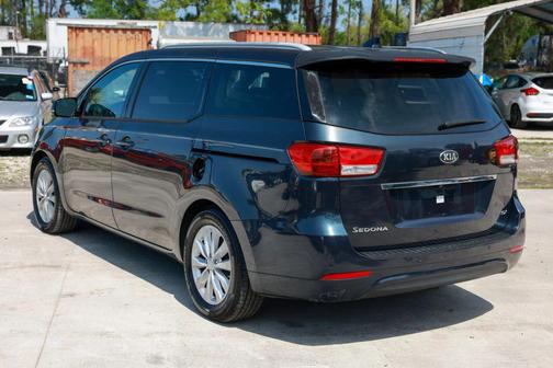 2015 Kia Sedona EX